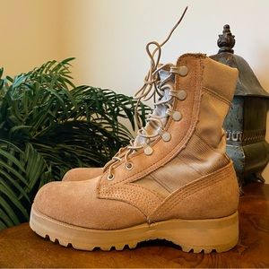 SOLD- Altama Vibram Desert Army Combat Boots